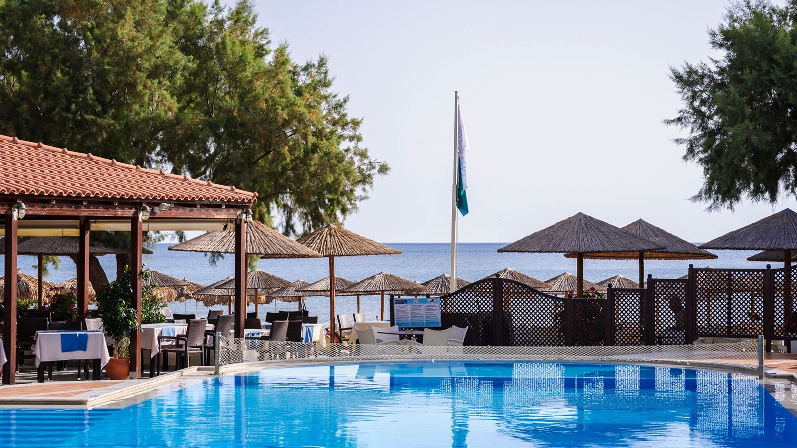 restaurants-wave-beach-restaurant