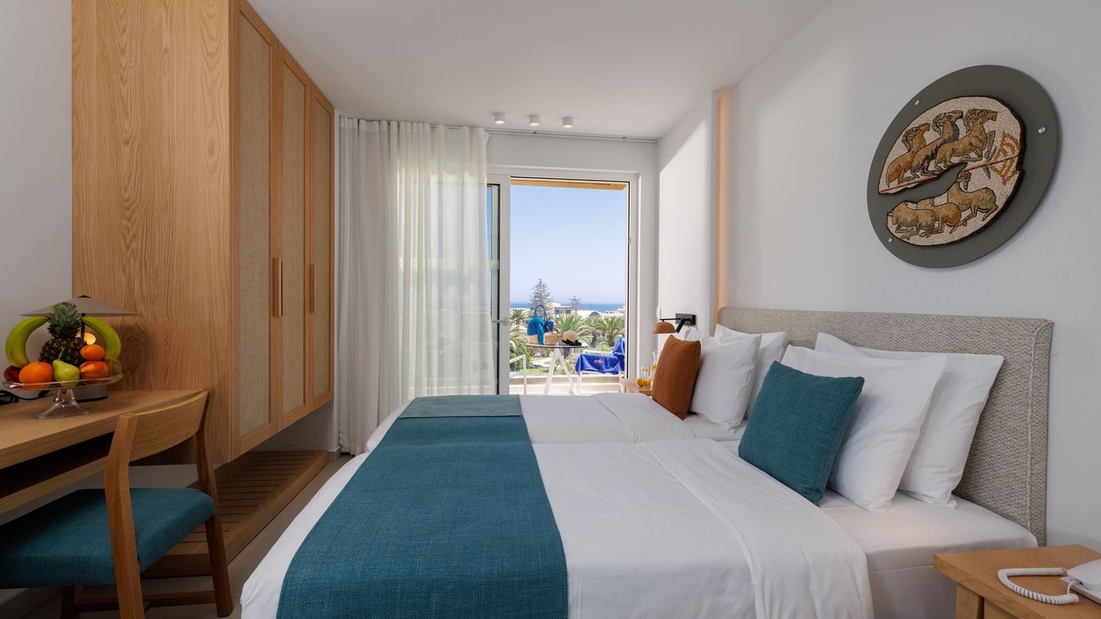 rooms-double-room-superior-sea-view