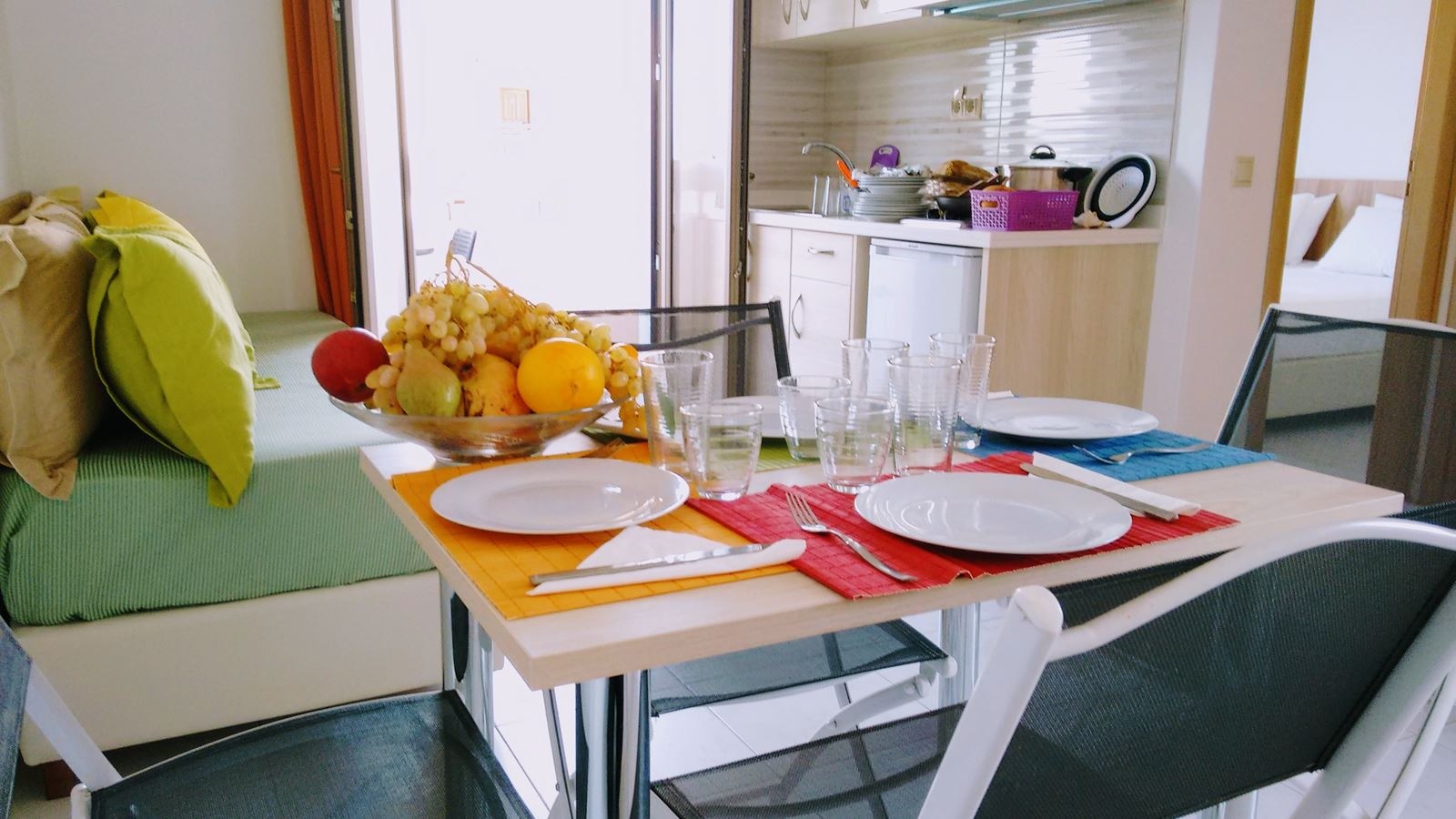 rooms-superior-1-bedroom-apartment-pool-or-sea-view-balcony-or-terrace