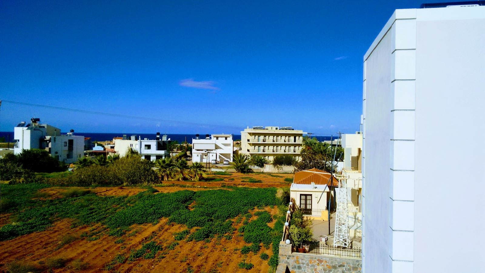 rooms-superior-1-bedroom-apartment-pool-or-sea-view-balcony-or-terrace