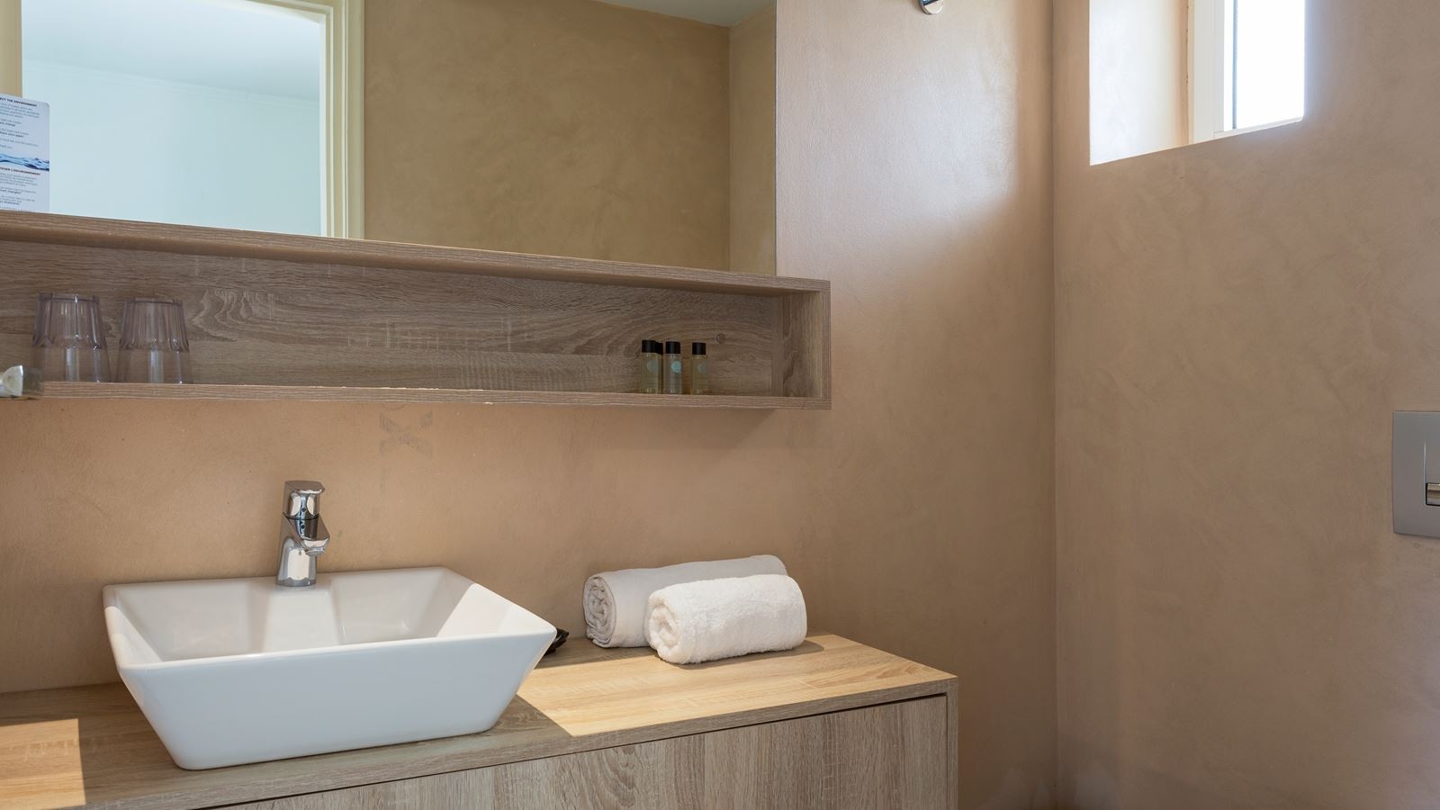 rooms-double-room-for-single-use