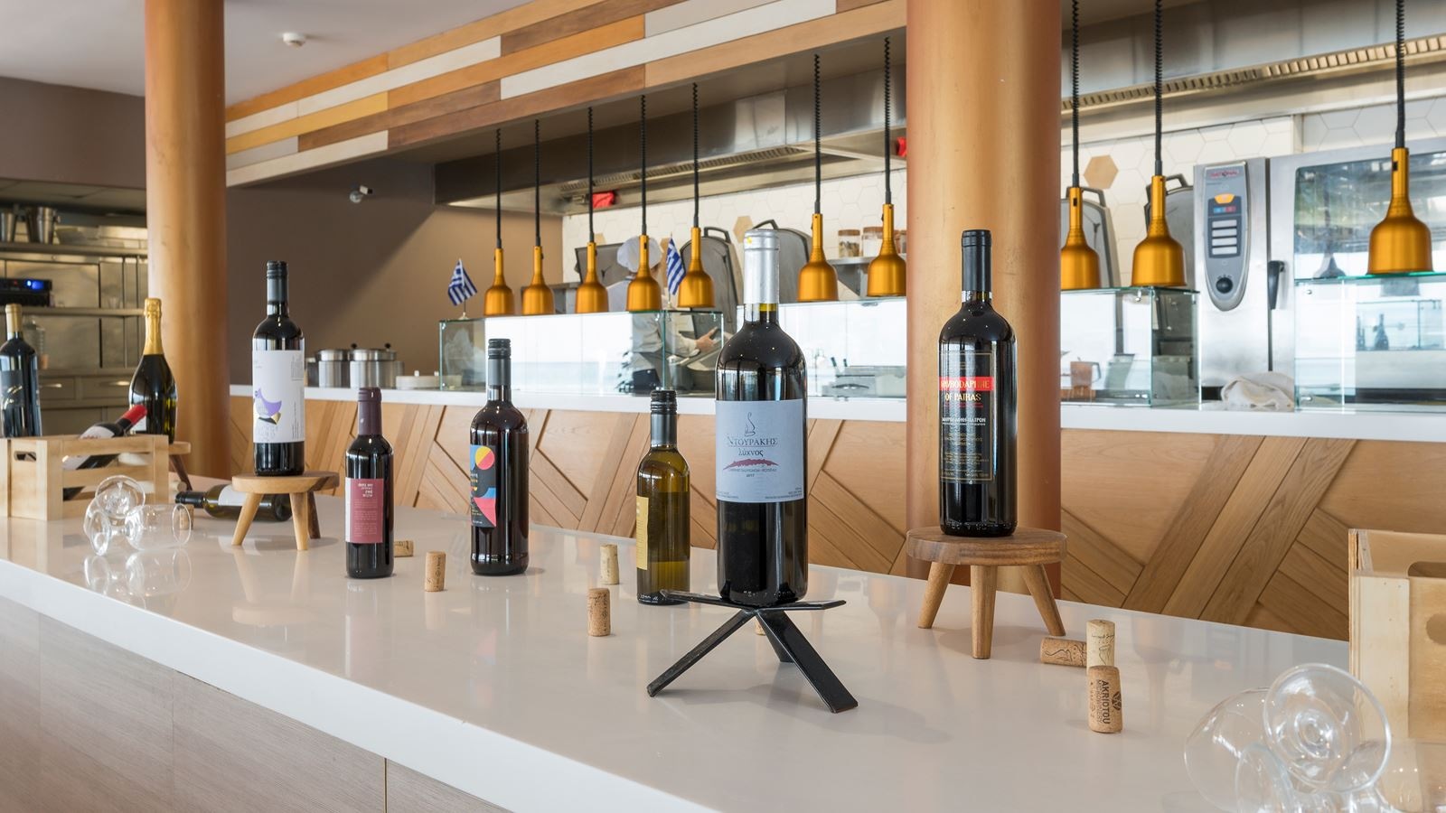 restaurants-lyra-restaurant