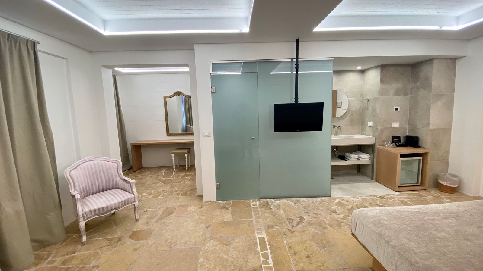 rooms-suite-standard