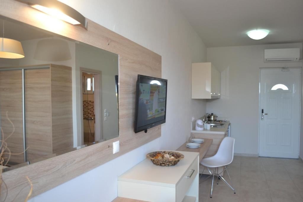 rooms-superior-studio-balcony