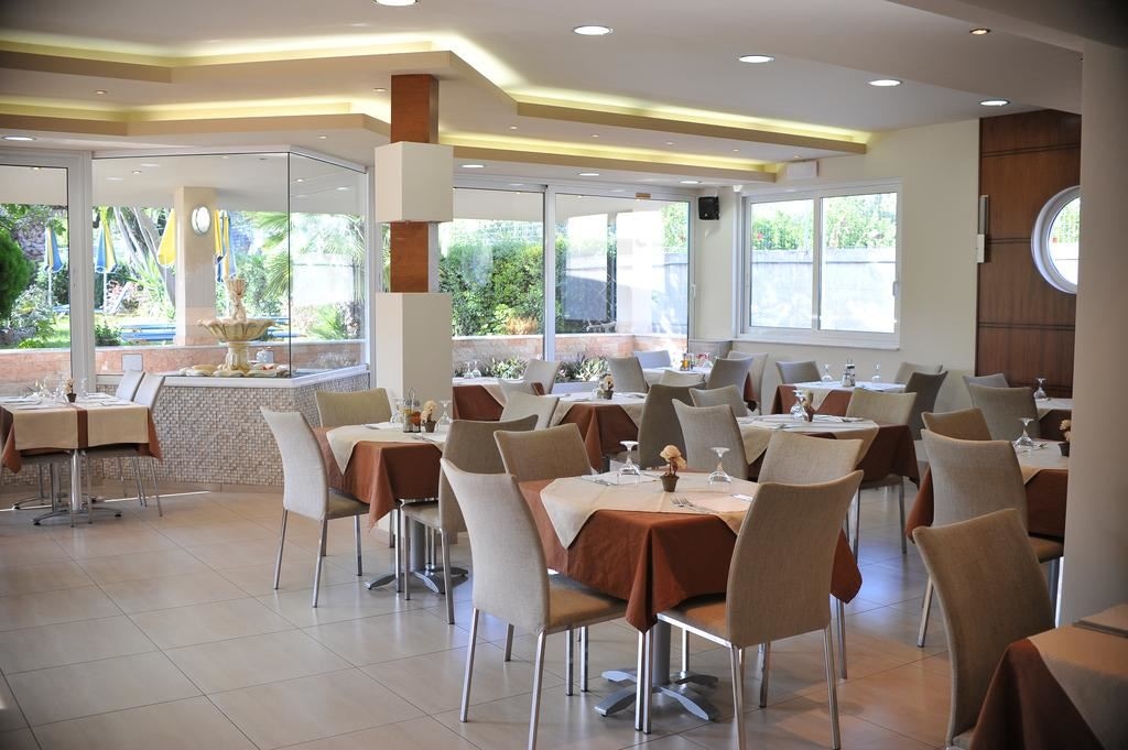 restaurants-rose-restaurant