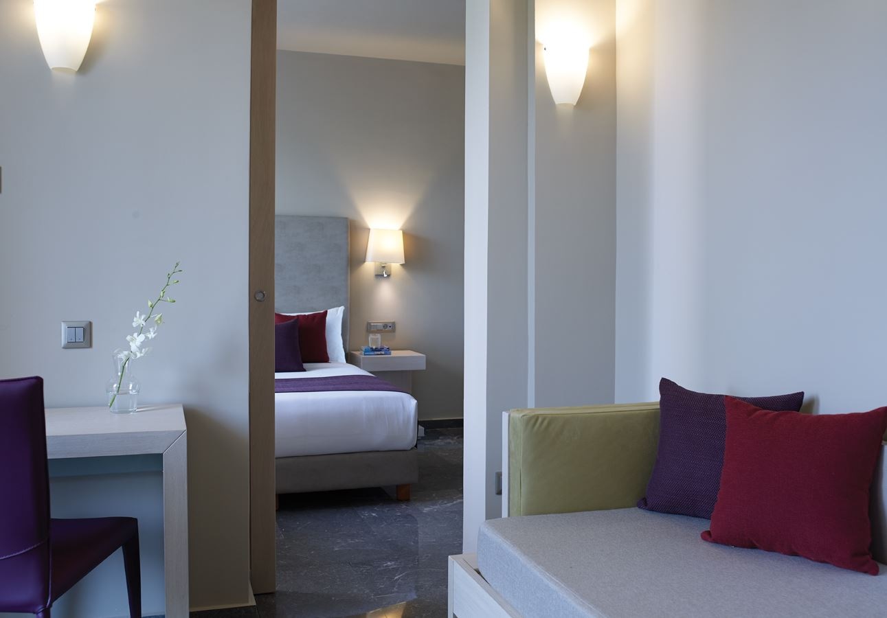 rooms-family-room-superior