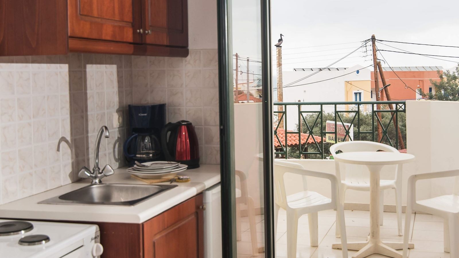 rooms-one-bedroom-apartment-garden-view-or-side-sea-view-3-pax