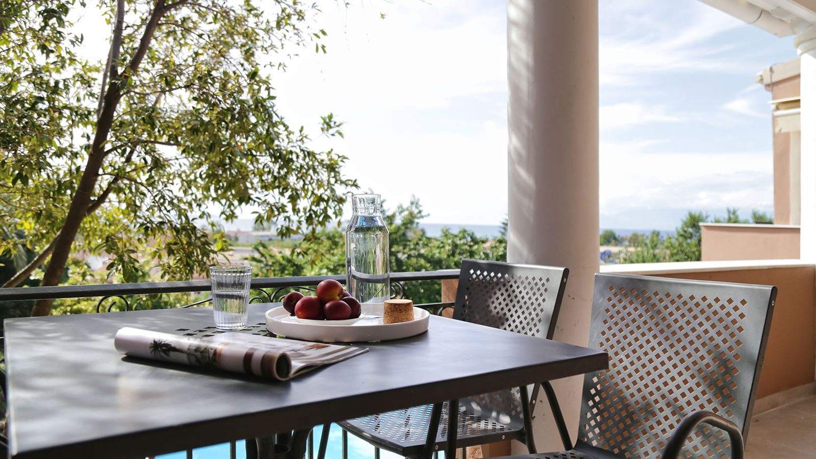 rooms-senior-suite-sea-view