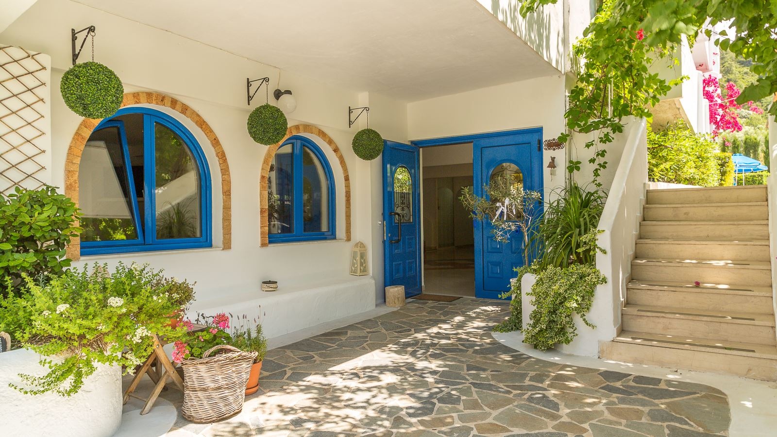 general-main-building