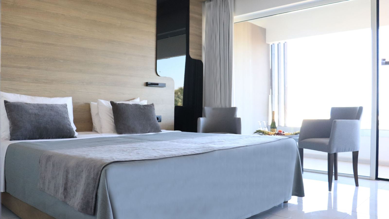 rooms-executive-suite