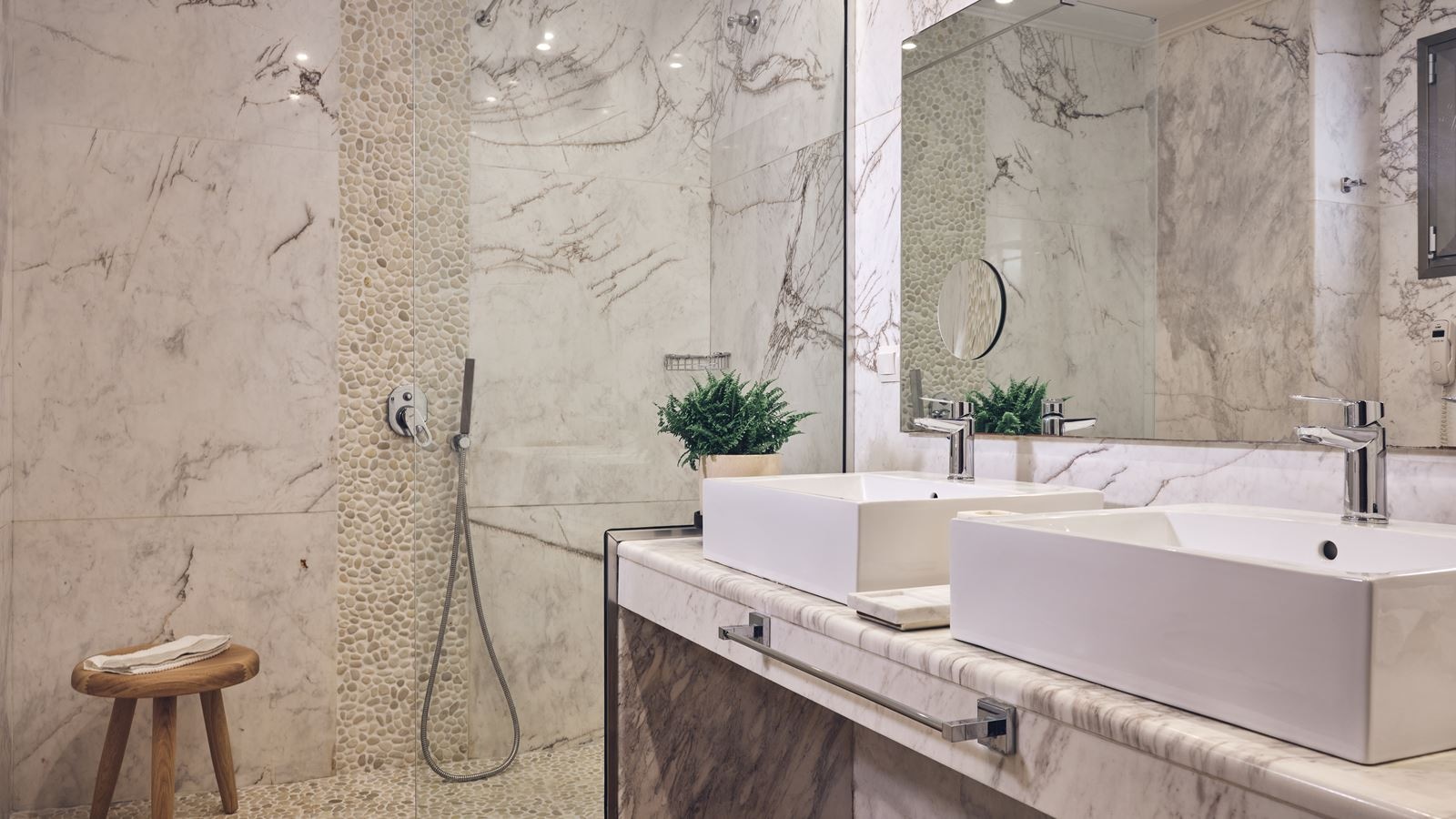 rooms-luxury-suite-sea-view-with-private-pool