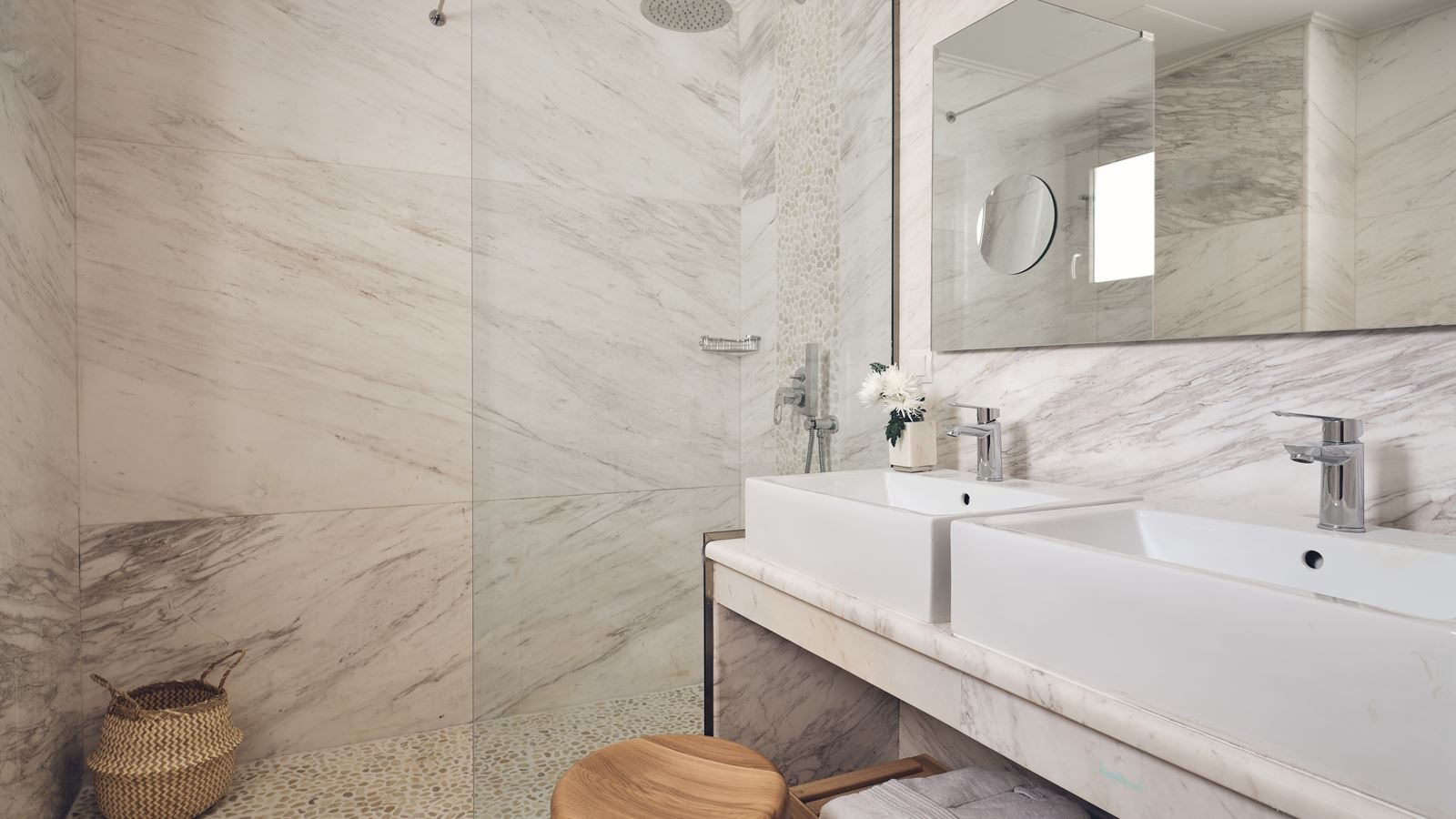 rooms-superior-double-sea-front