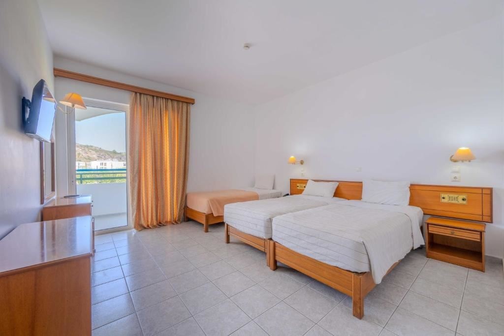 rooms-double-room-garden-view-balcony