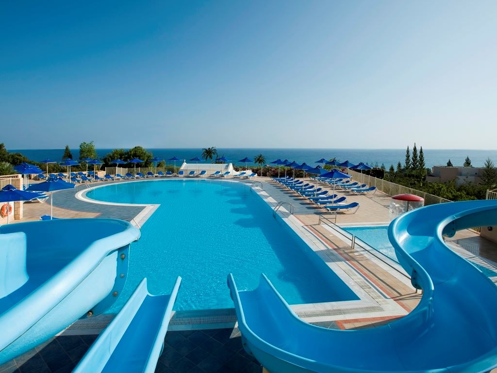 pools-outdoor-childrens-pool