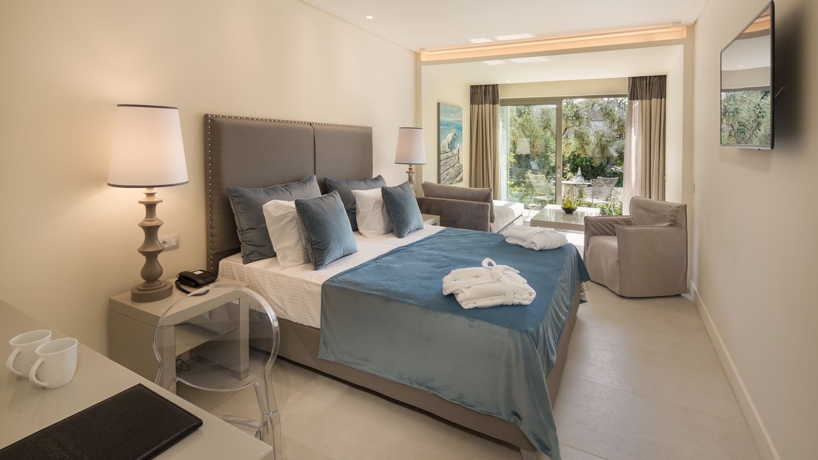 rooms-deluxe-room-garden-view