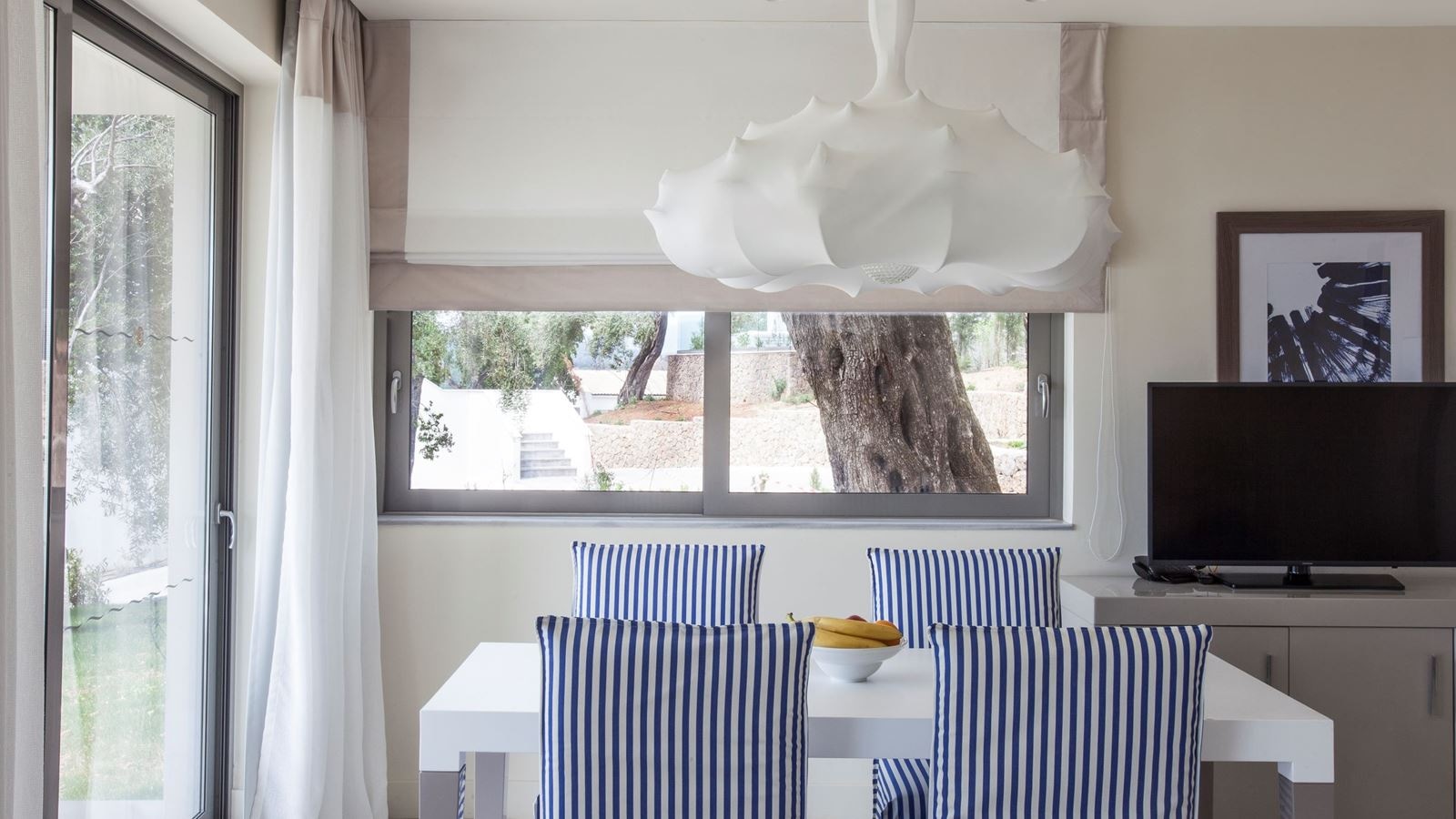 rooms-deluxe-panorama-villa-with-pool