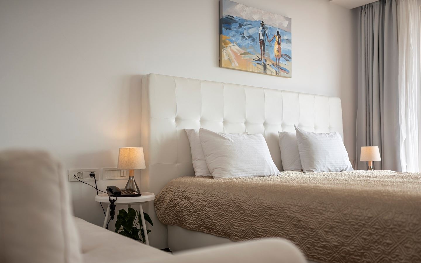 rooms-pool-experience-junior-suite-sea-view