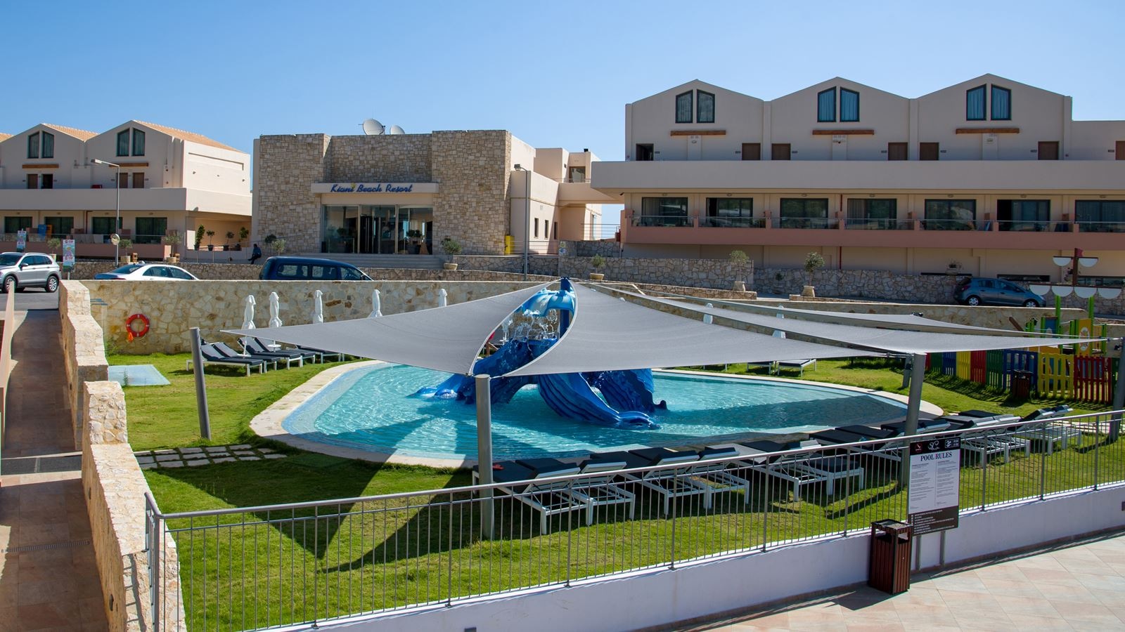 pools-outdoor-childrens-pool