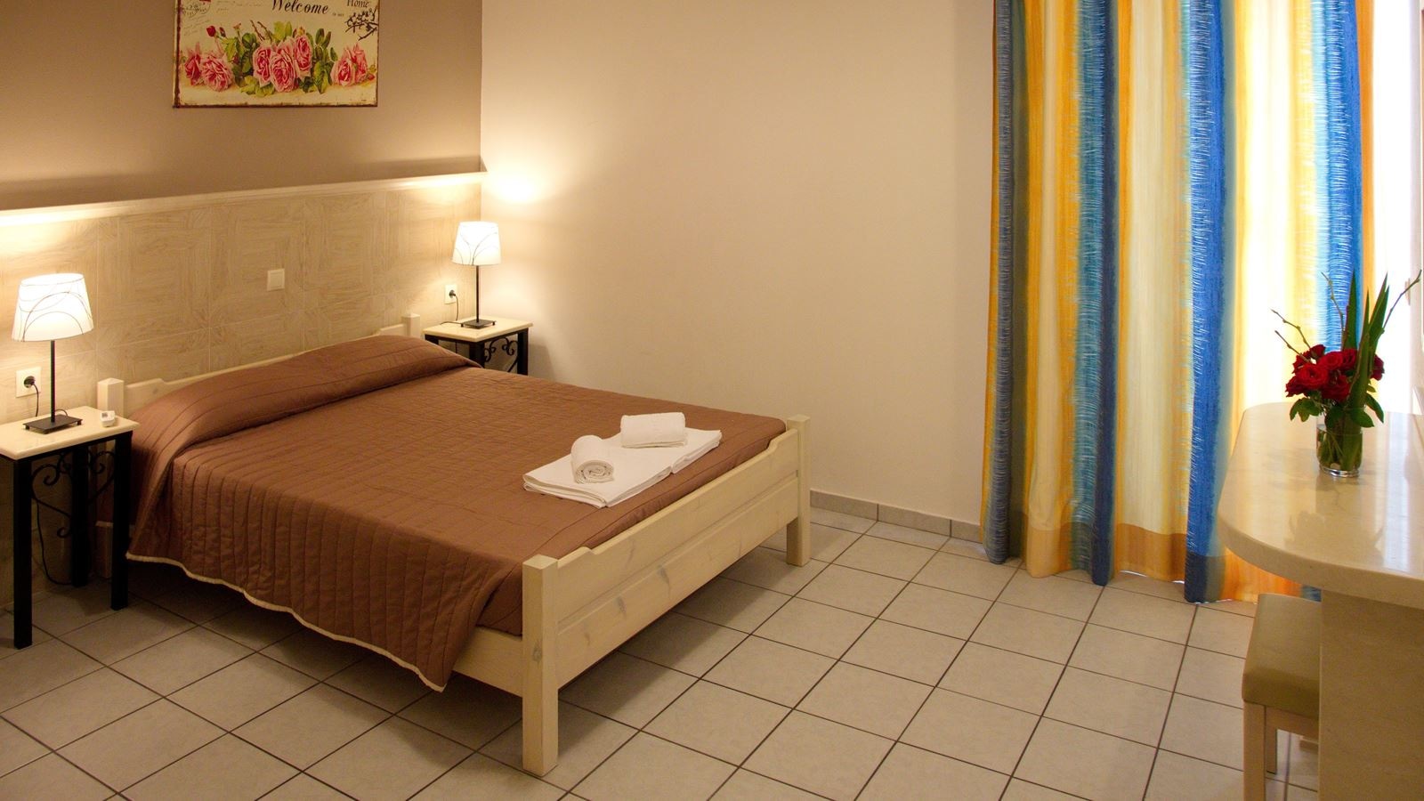 rooms-standard-double-or-twin-studio