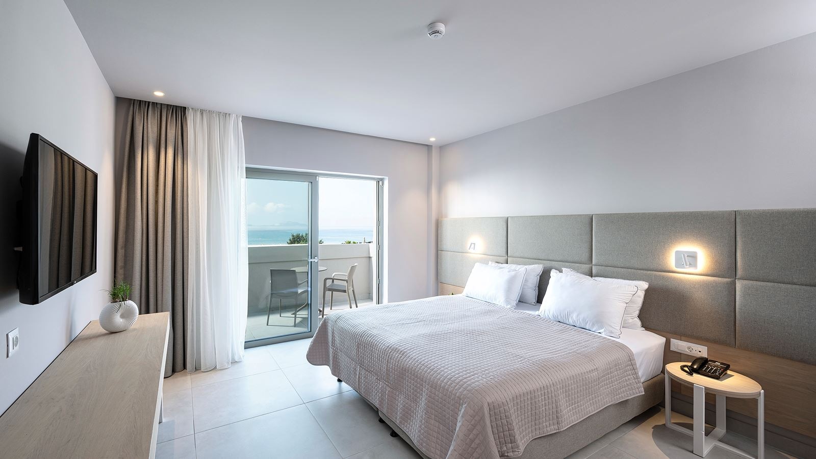 rooms-double-seaview-balcony-or-terrace