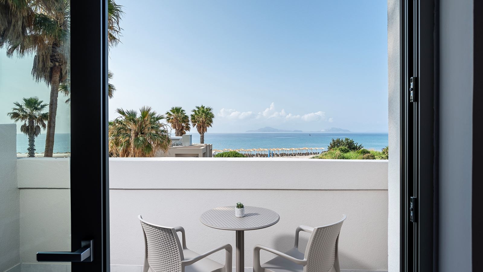 rooms-double-seaview-balcony-or-terrace