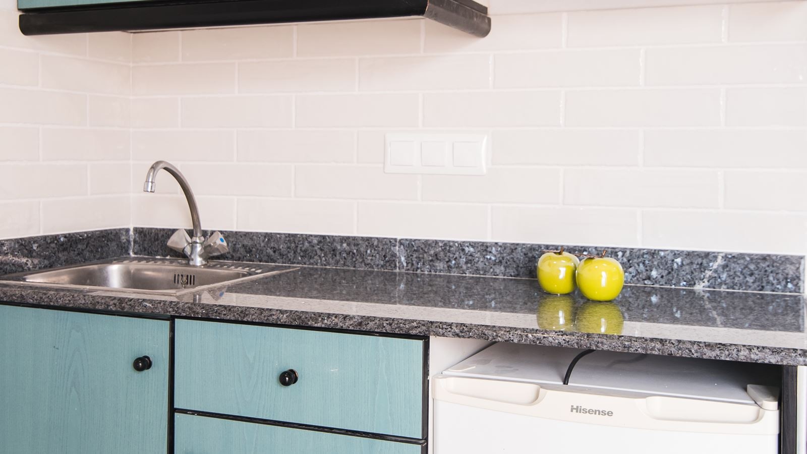 rooms-studio-superior-triple-garden-view