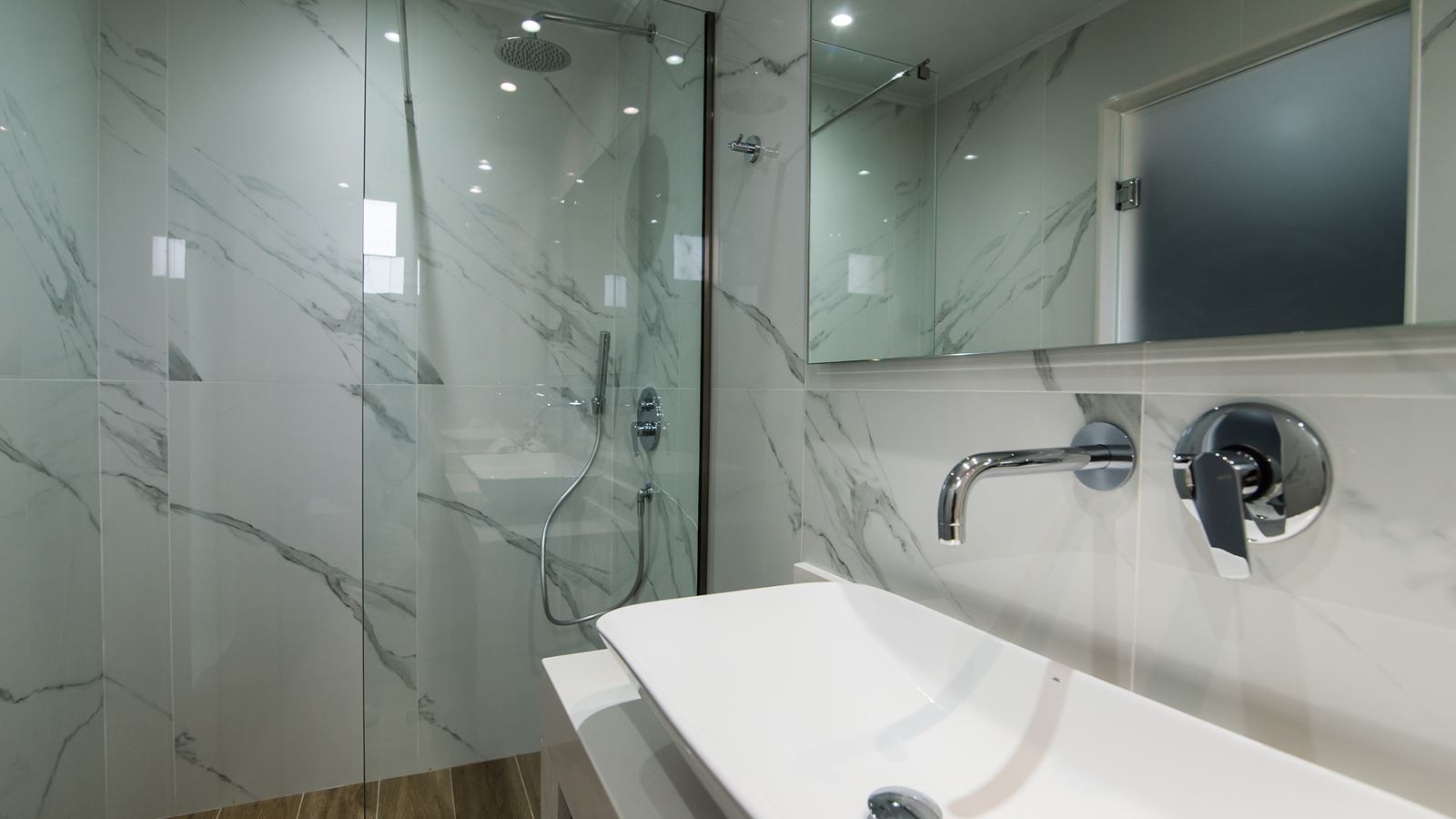 rooms-studio-superior-triple-garden-view