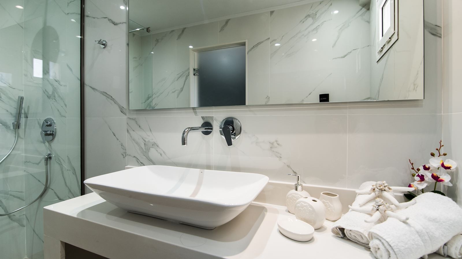 rooms-studio-superior-triple-garden-view