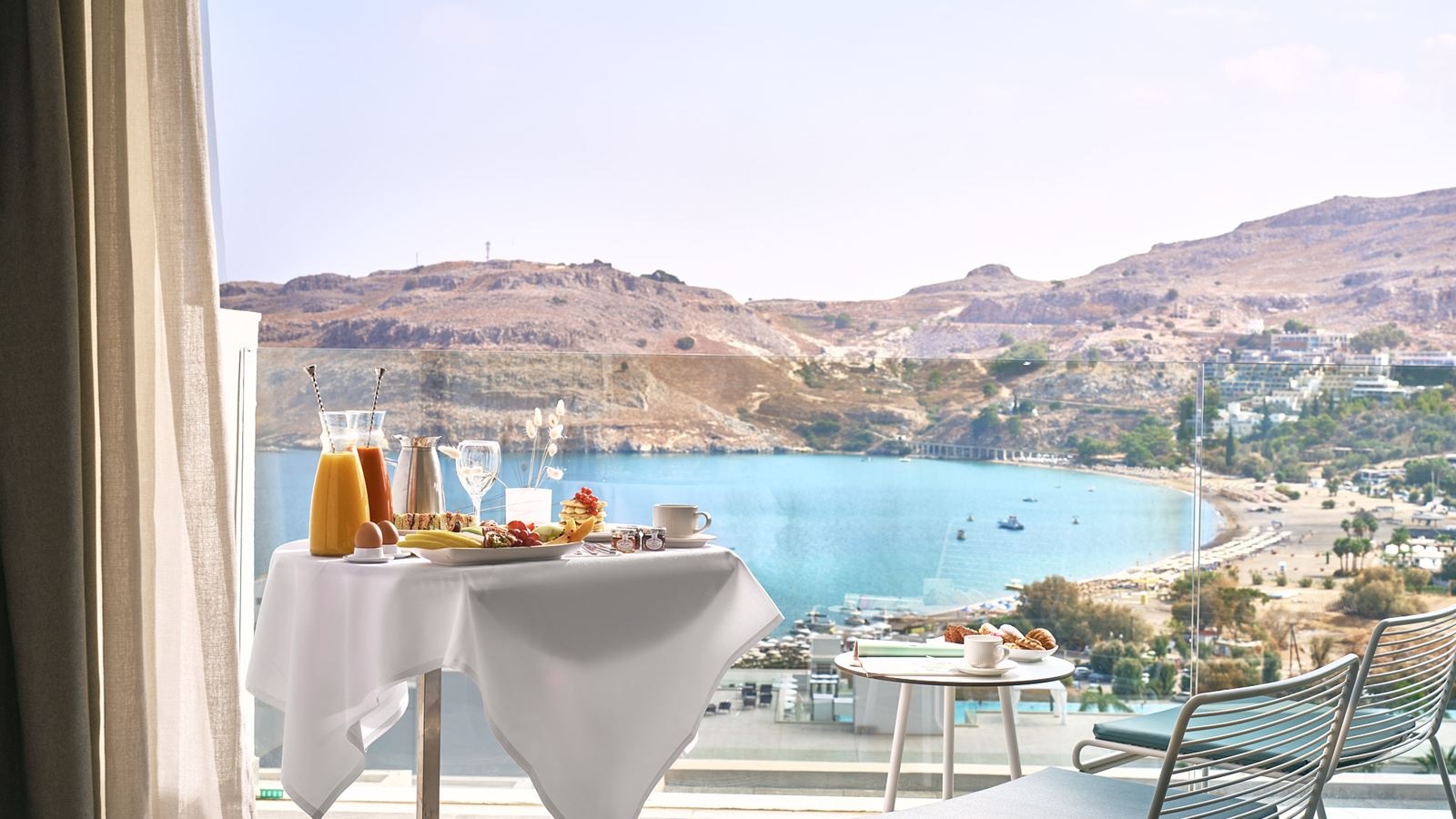 rooms-deluxe-junior-suite-sea-view