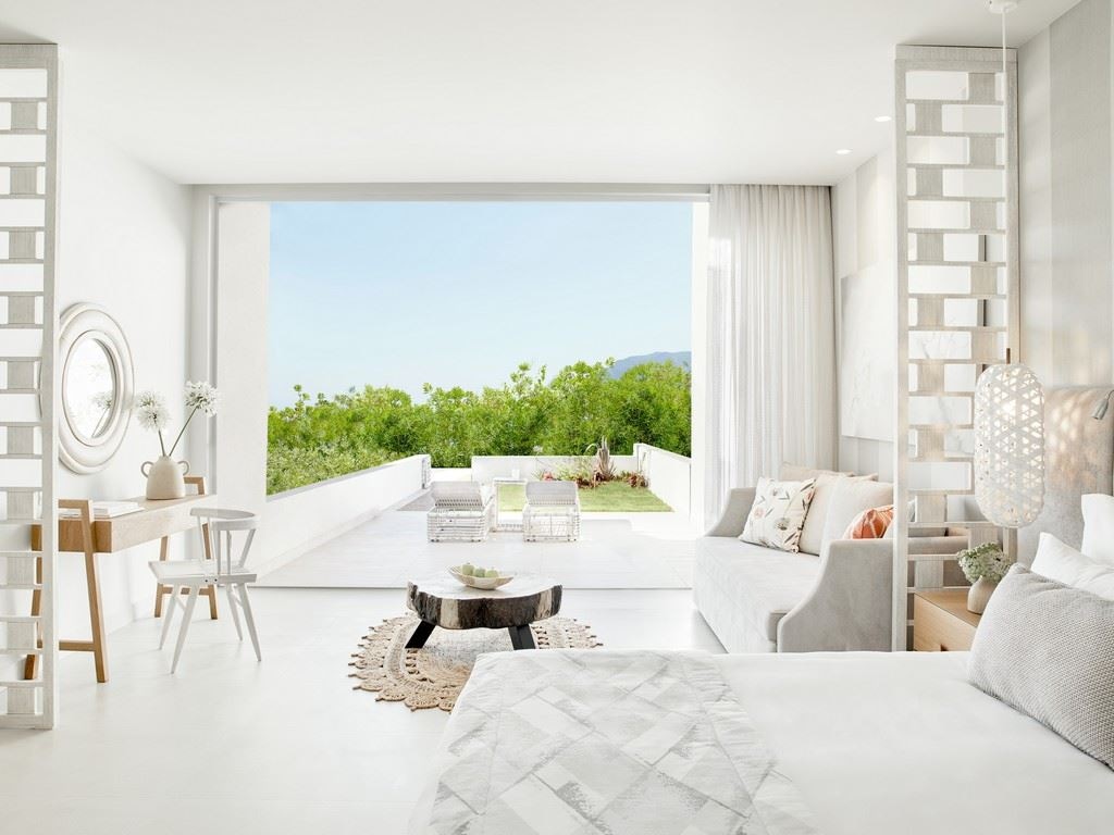 rooms-deluxe-junior-suite-with-private-garden--garden--view