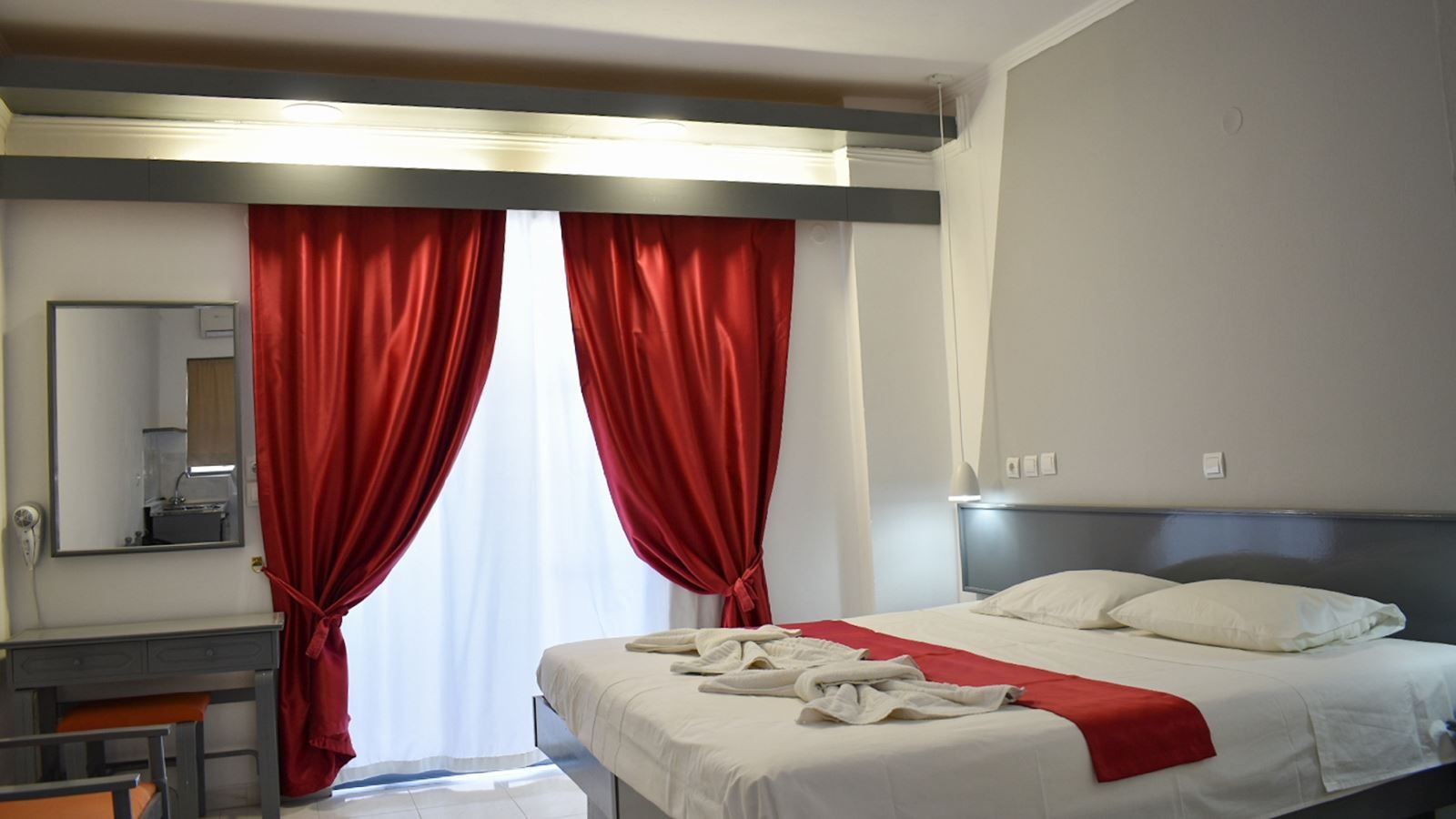 rooms-studio-doubletwin-balcony-or-terrace