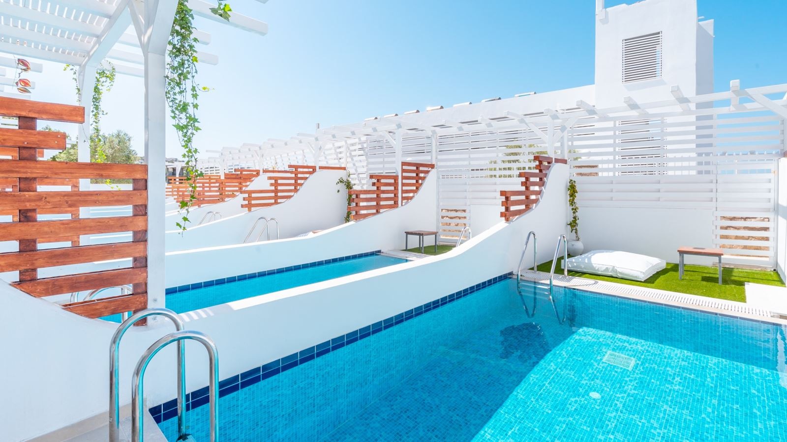 rooms-premium-double-privatepool-with-balcony