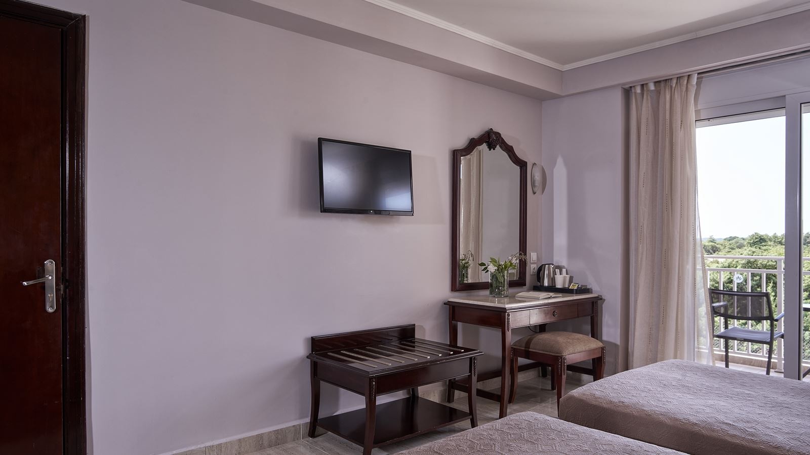 rooms-superior-room-with-garden-view