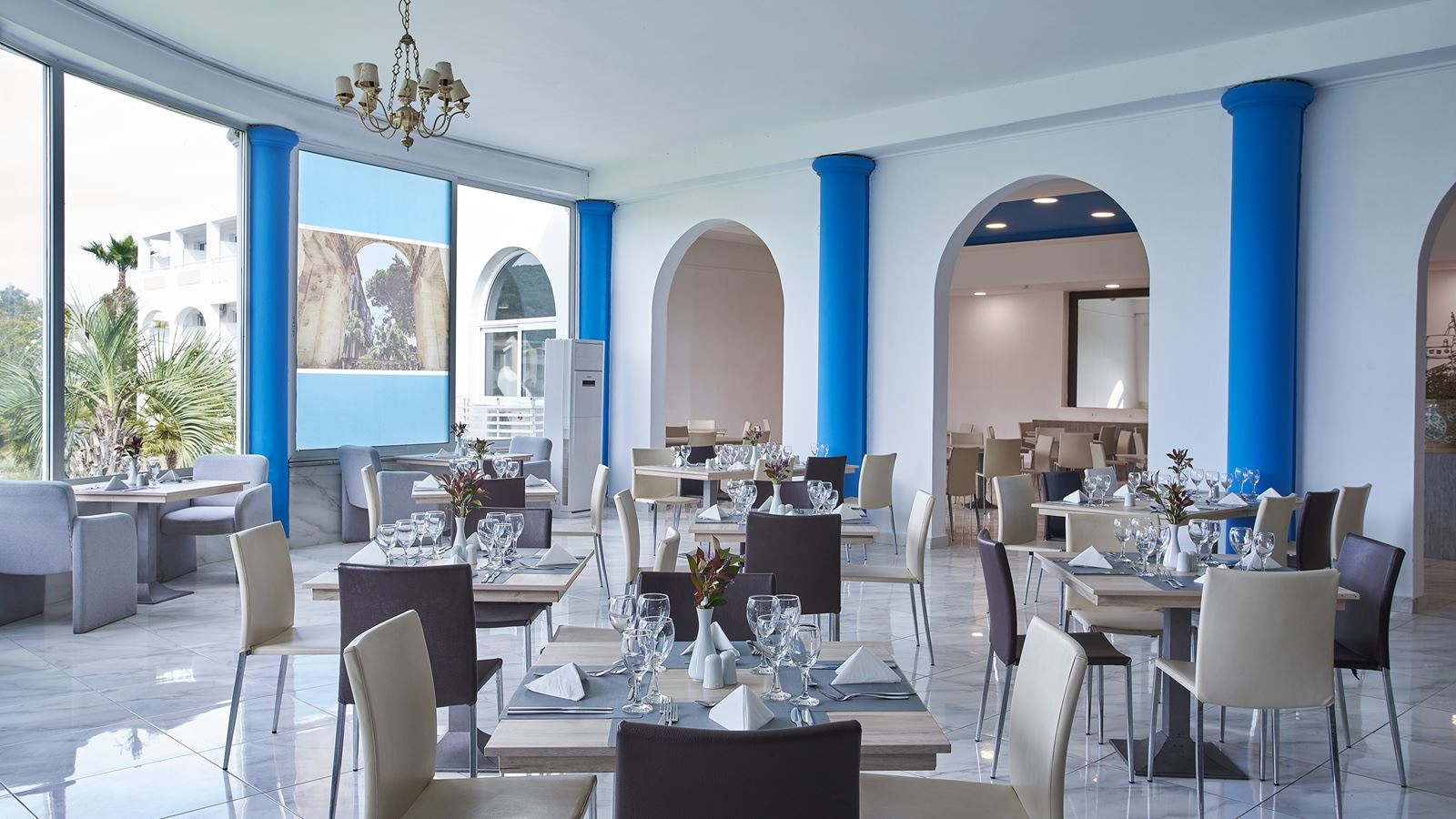 restaurants-elia-main-restaurant