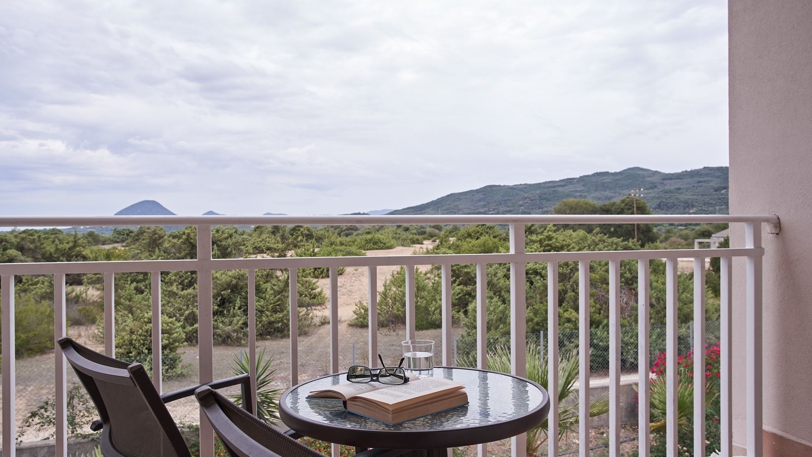 rooms-superior-room-with-garden-view