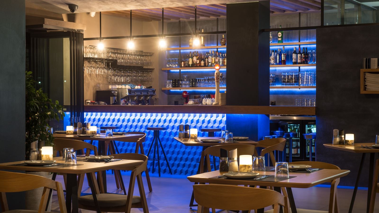 restaurants-ophelia-signature-restaurant