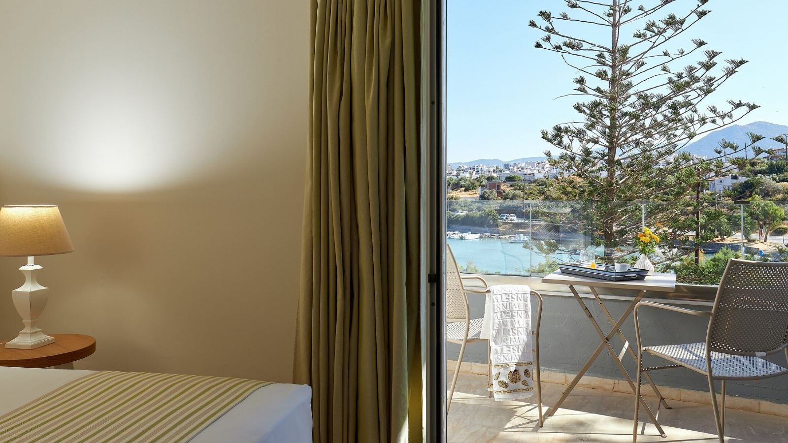 rooms-superior-double-room