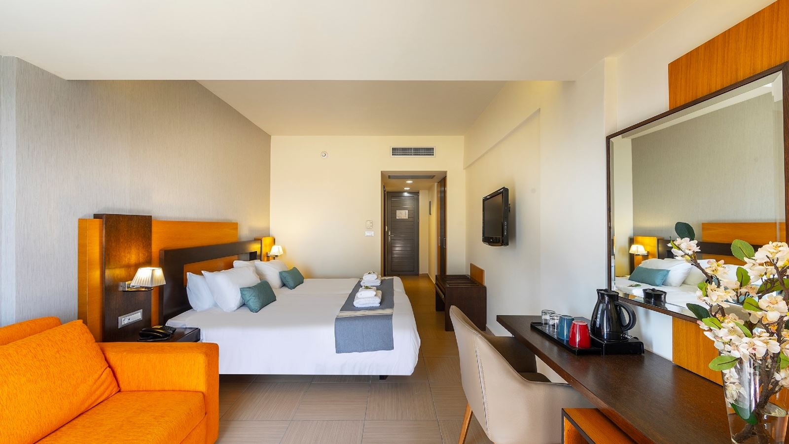 rooms-dbl-standard-room-sea-view-with-balcony-or-terrace