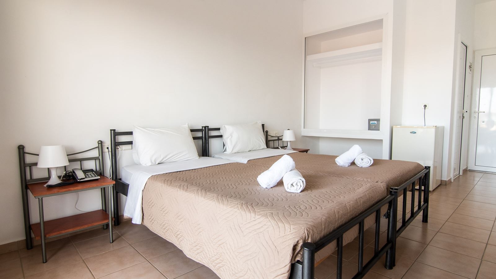 rooms-double-room-for-singleuse