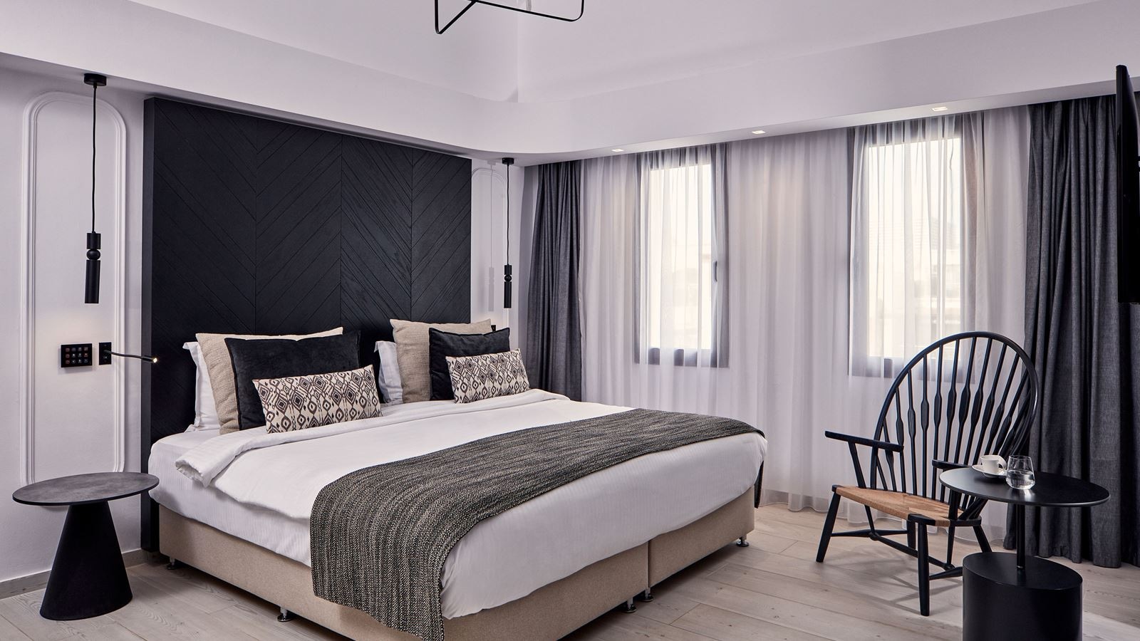 rooms-room-private-pool