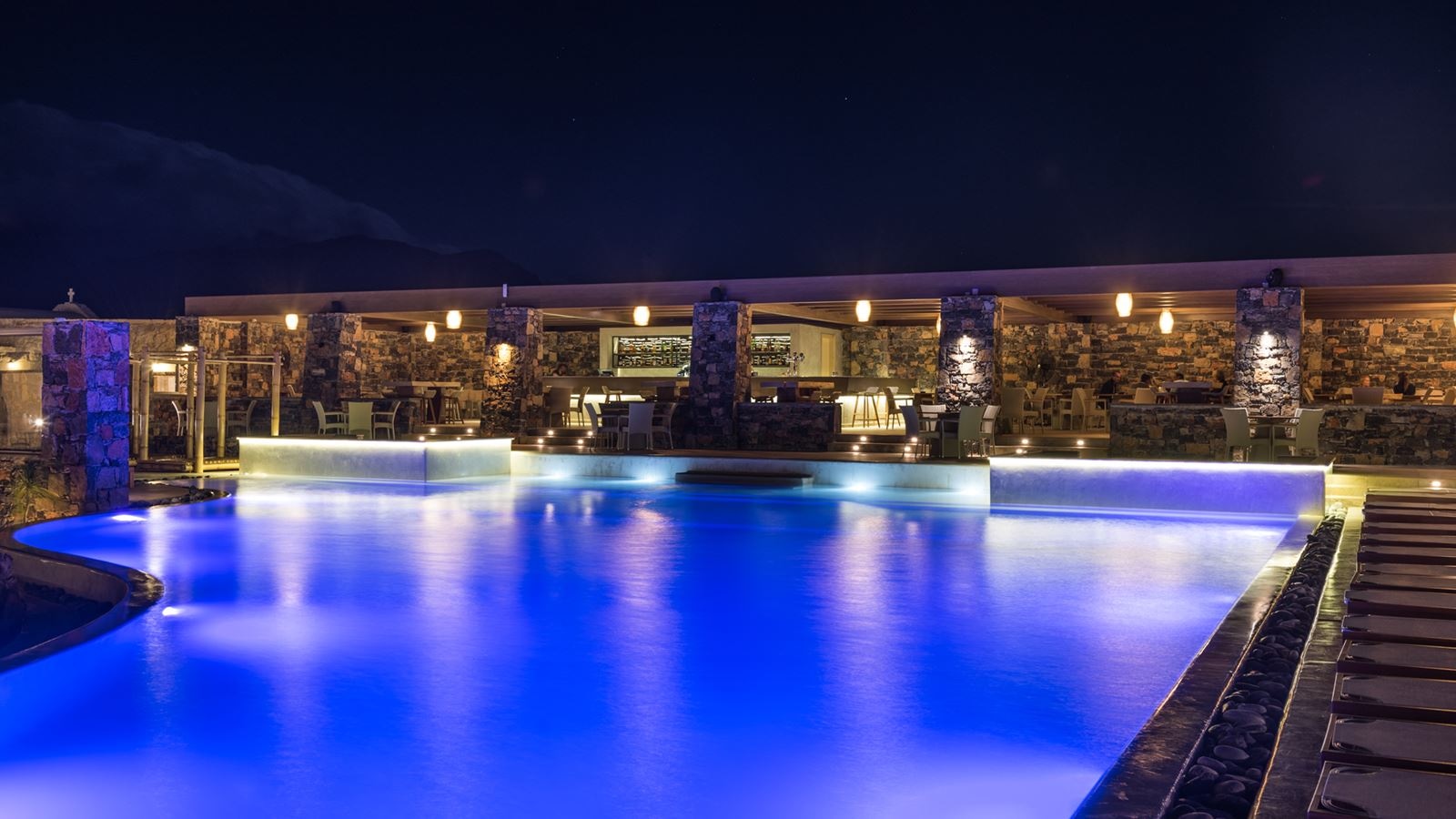 bars-lounge-bar-only-adults