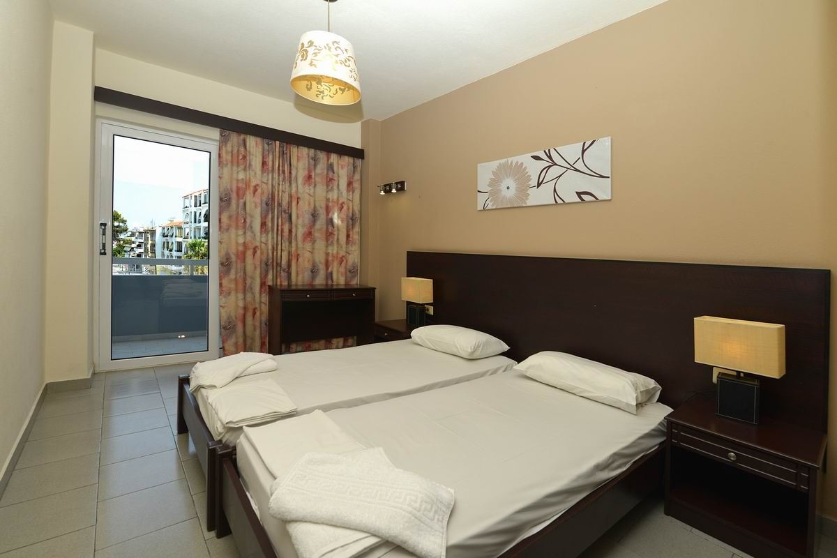 rooms-1-bedroom-apartment