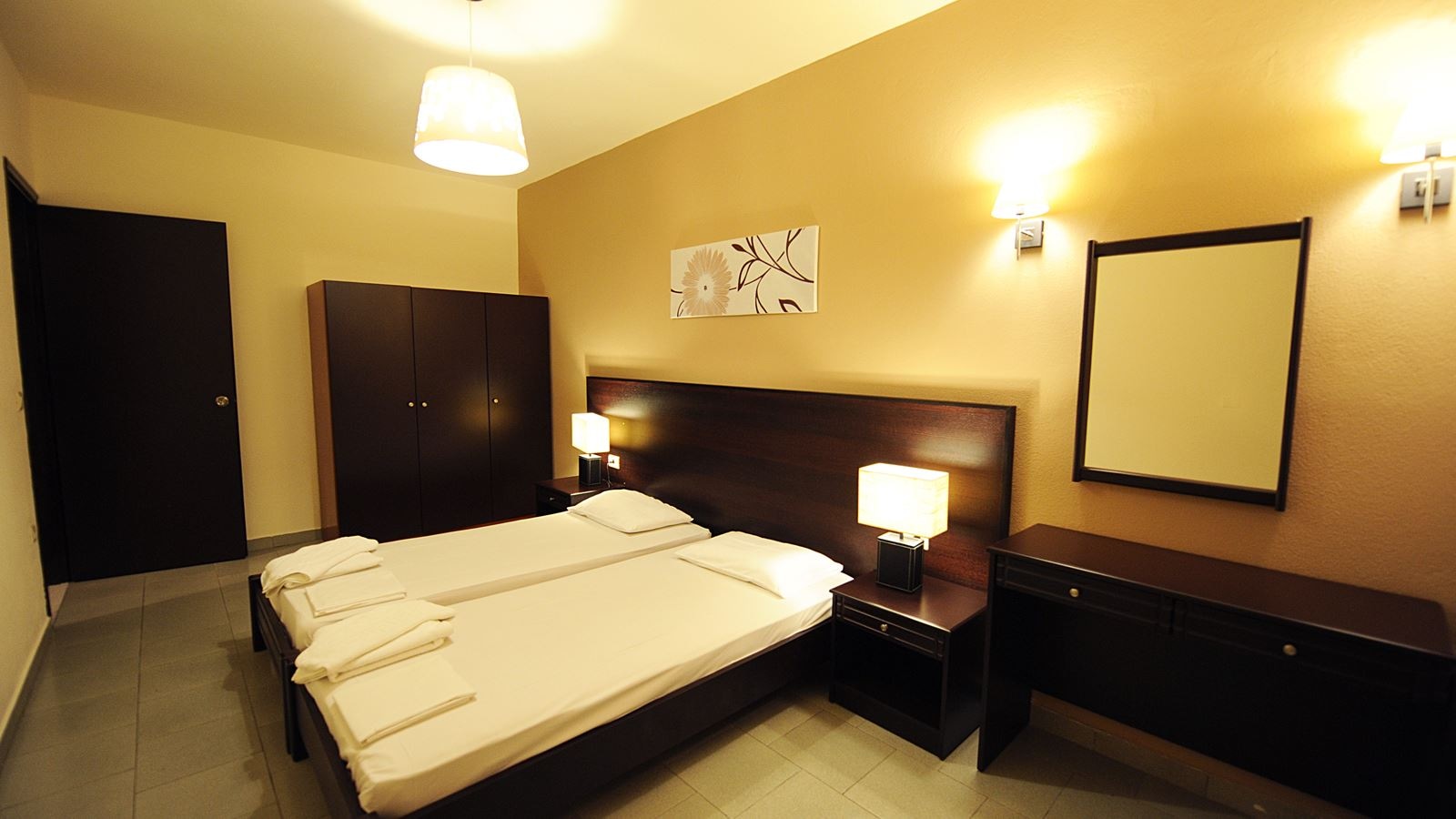 rooms-2-bedroom-apartment