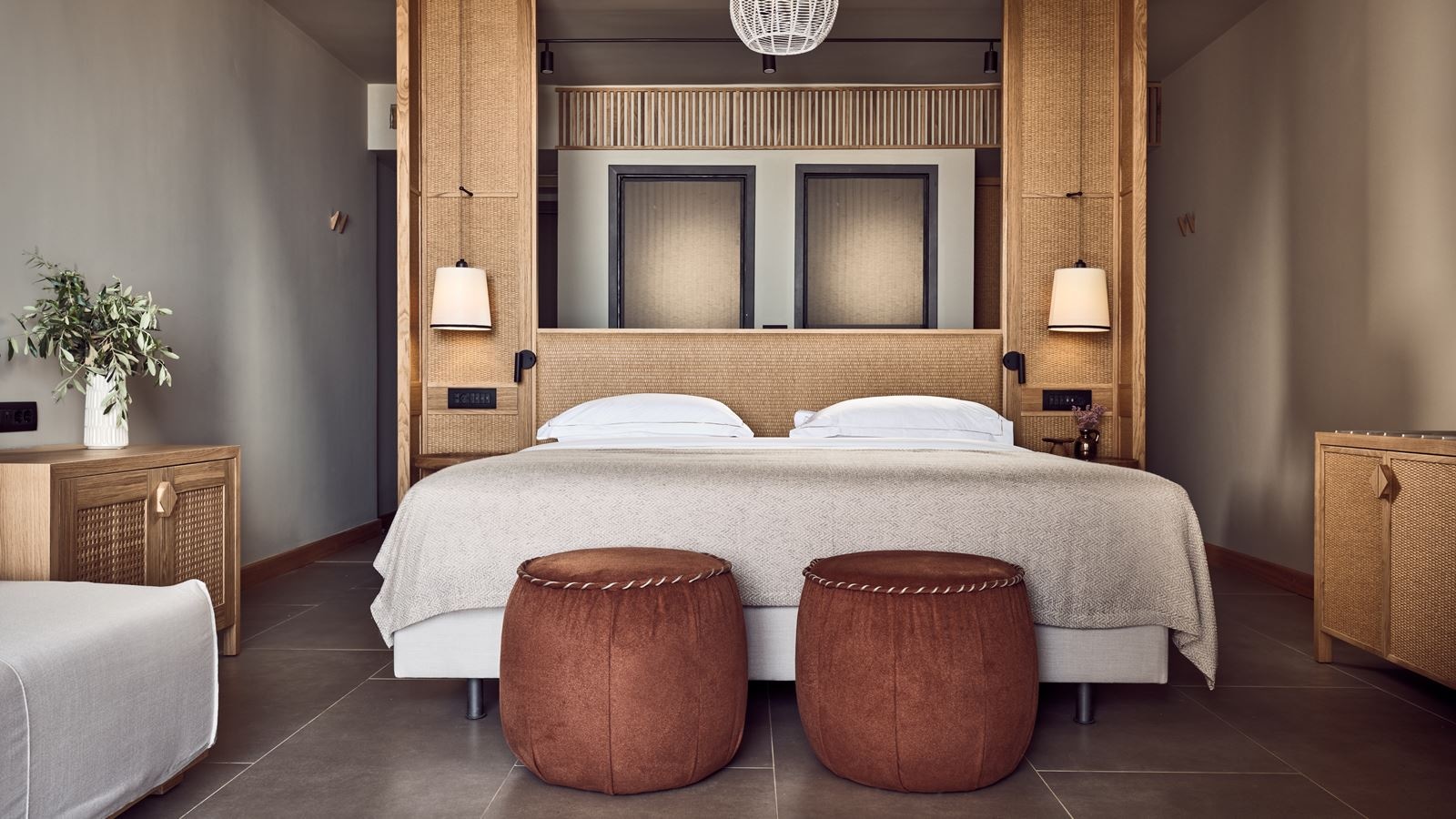 rooms-grand-deluxe-sea-view-with-private-pool