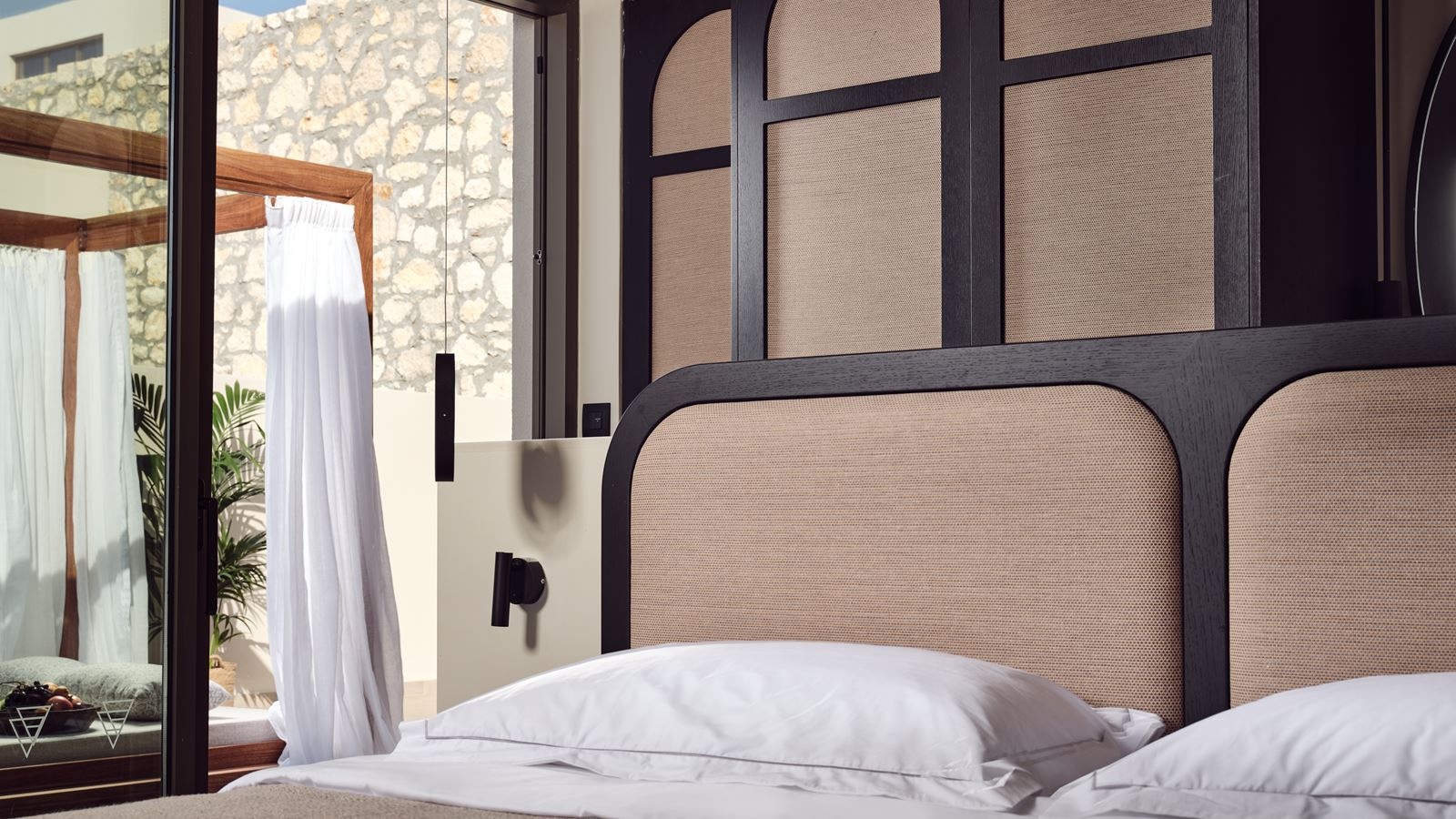 rooms-grand-villa-sea-view-with-private-pool