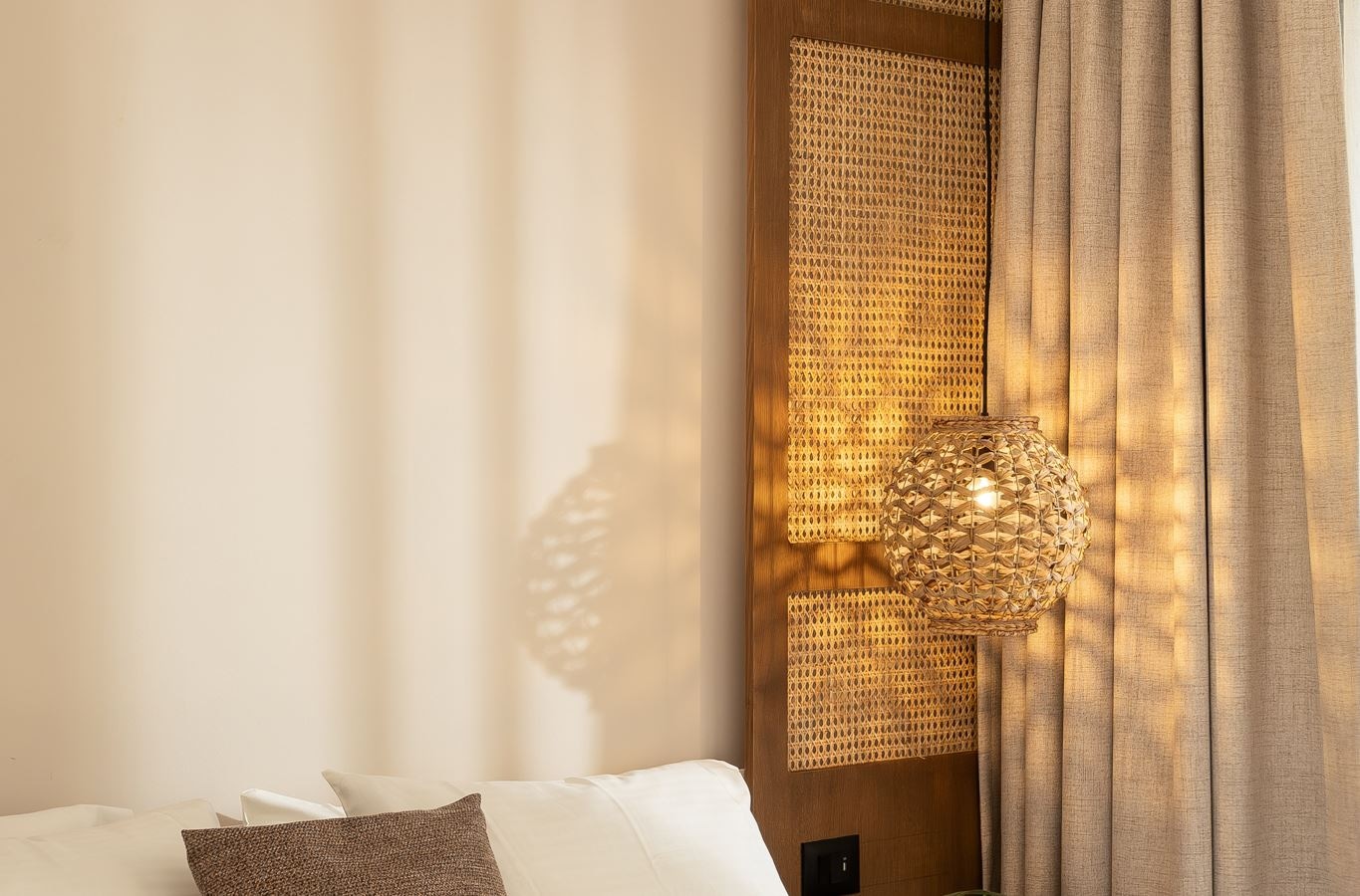 rooms-suite-classic-swimup