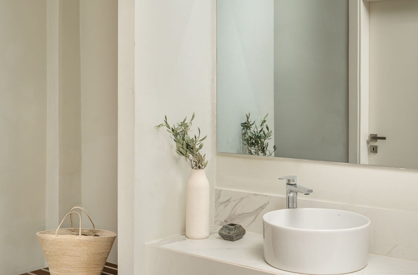 rooms-deluxe-two-bedroom---family-room