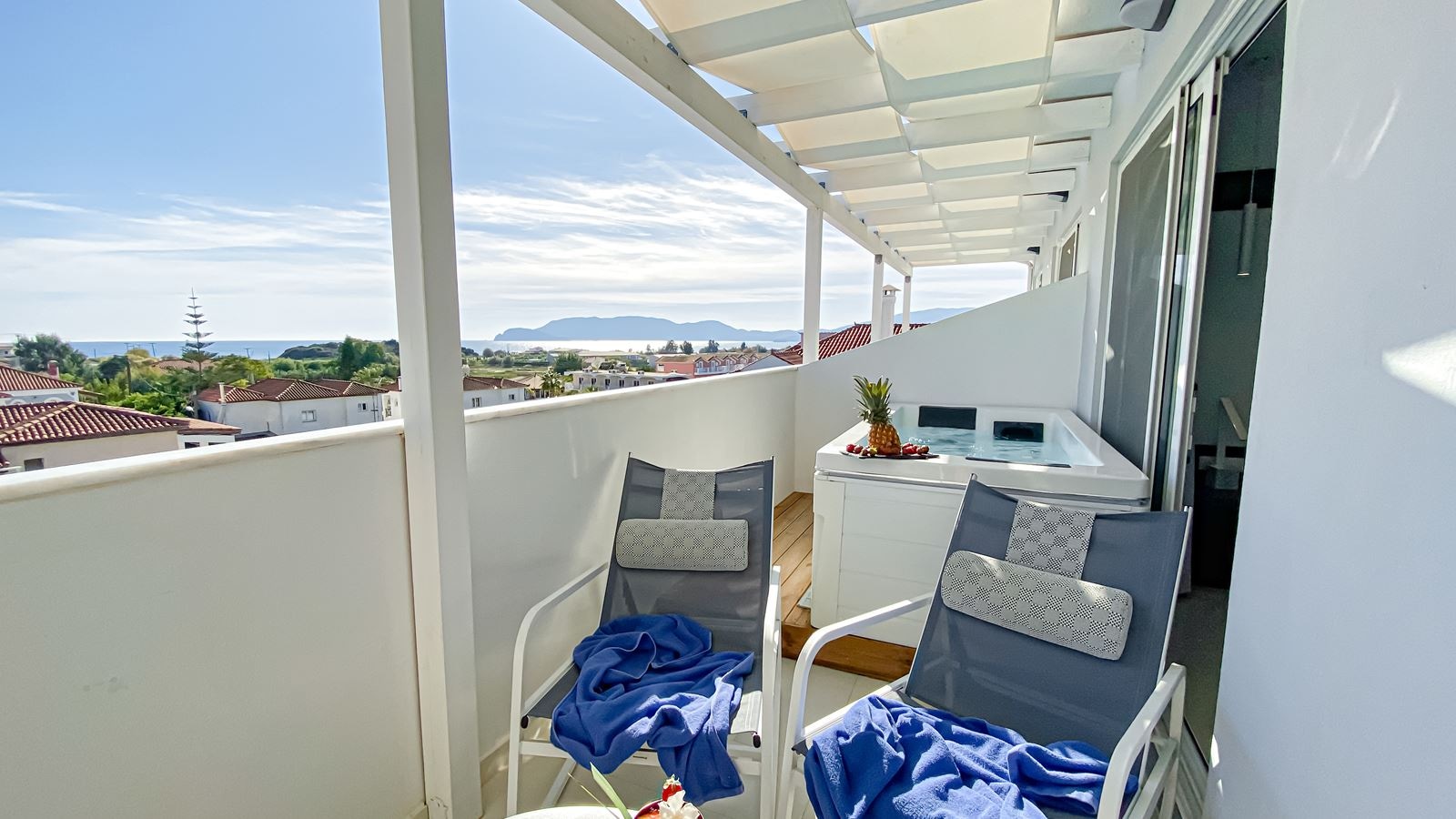 rooms-superior-suite-with-private-jacuzzi