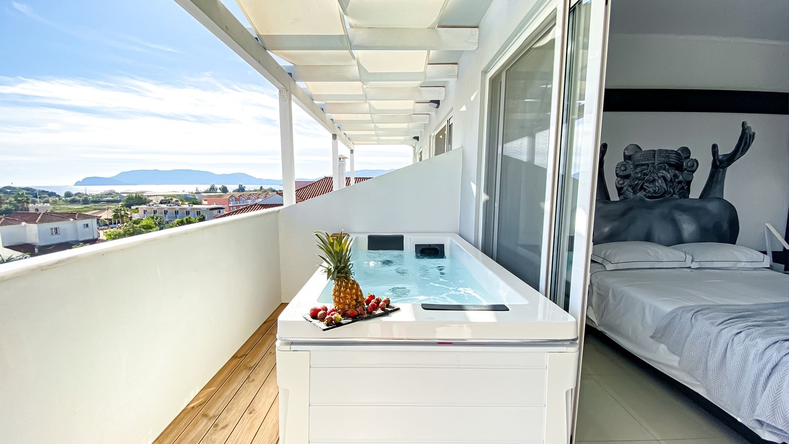 rooms-superior-suite-with-private-jacuzzi