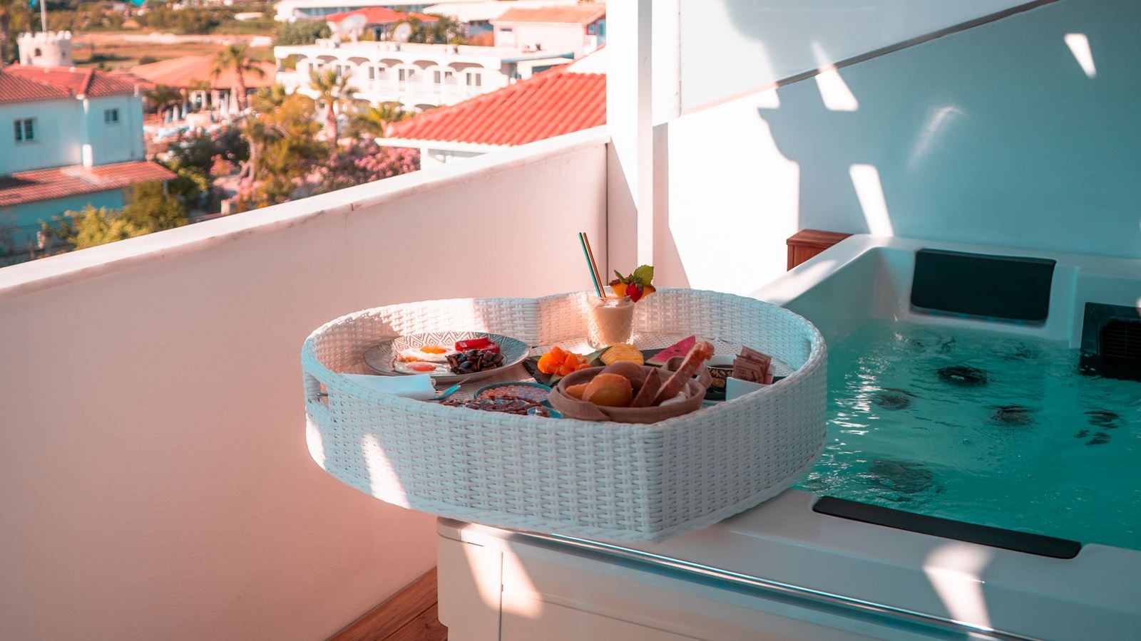 rooms-superior-suite-with-private-jacuzzi